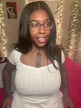 MistiSavannah online show from February 2026 12:06:01 PM