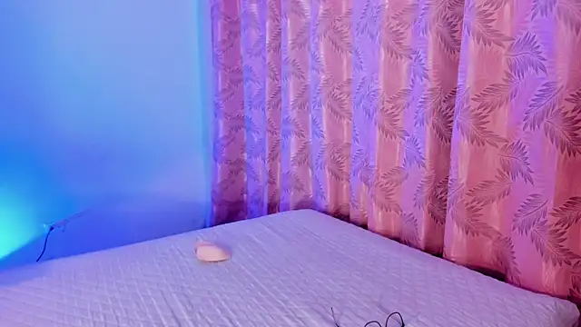 riley bensongh online show from October 2025 10:11:01 PM