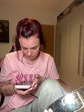 Snapshot of OliviaaFischer chatting on February 2026 02:13:01 PM OliviaaFischer online show from February 2026 02:13:01 PM