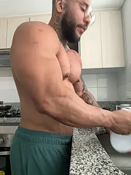 Andrew Johnnson online show from October 2025 09:03:01 PM