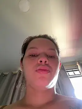 Snapshot of miacarrot chatting on June 2026 02:39:02 PM miacarrot online show from June 2026 02:39:02 PM