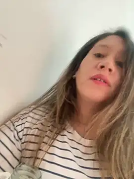 emma hot2006 online show from November 2025 05:01:01 PM