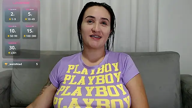 carolinefantasy  online show from March 2026 02:11:02 PM