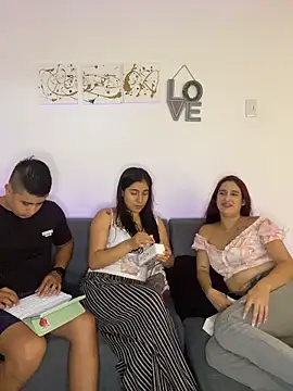 miaftmax online show from March 2026 07:06:02 PM