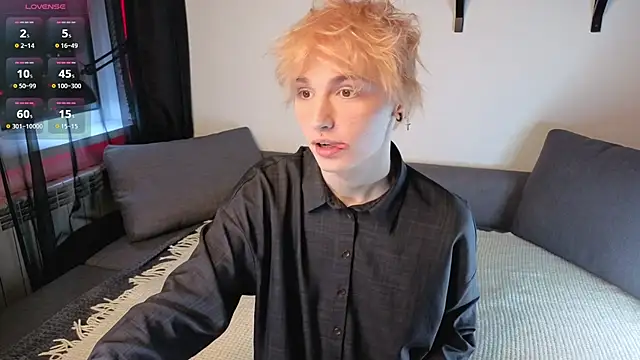 Your avatar online show from February 2026 09:55:01 PM