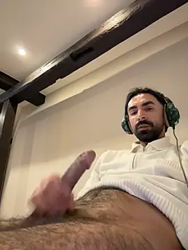 Snapshot of SergioGarcia93 chatting on November 2025 08:54:02 PM SergioGarcia93 online show from November 2025 08:54:02 PM