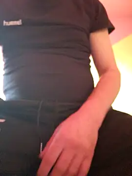 Lawrence067 online show from December 2025 02:00:02 PM