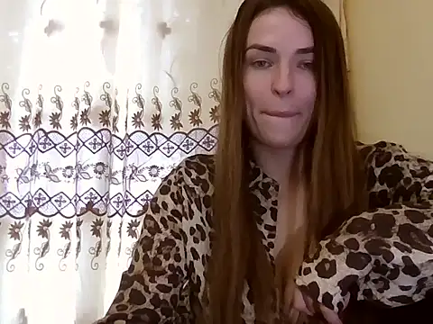 MandiBrooks online show from October 2025 08:10:01 AM