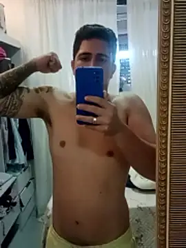 Picademel2525 online show from April 2026 02:18:02 PM