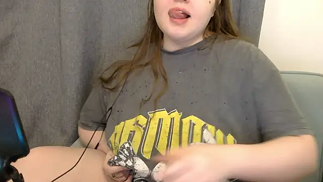 brattyprincessemma online show from February 2026 05:24:01 AM