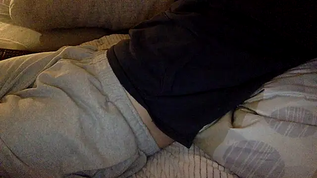 Snapshot of Breezydicksn chatting on November 2025 08:16:01 PM Breezydicksn online show from November 2025 08:16:01 PM