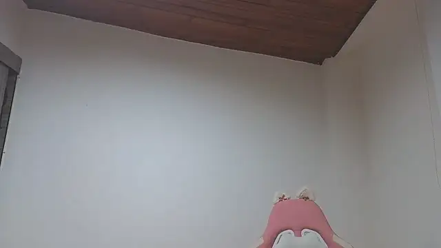 Crystal Star  online show from December 2025 10:00:02 AM