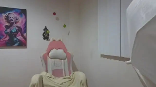 Crystal Star  online show from December 2025 09:39:02 AM