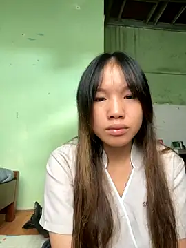 Snapshot of QueenLink chatting on October 2025 01:26:02 AM QueenLink online show from October 2025 01:26:02 AM