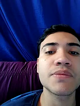 Snapshot of novinho_safado__ chatting on November 2025 01:44:02 PM novinho safado online show from November 2025 01:44:02 PM