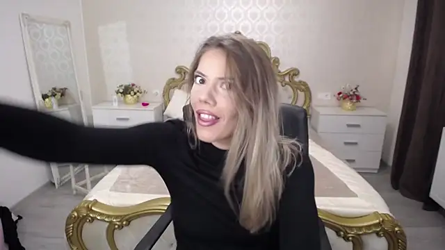 Snapshot of AmberTop chatting on January 2026 09:03:02 AM AmberTop online show from January 2026 09:03:02 AM