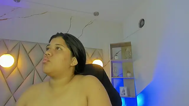 amandarabit online show from September 2025 01:14:02 PM