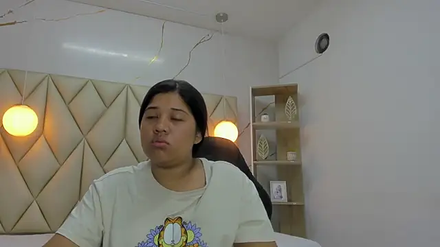 amandarabit online show from September 2025 01:49:01 PM