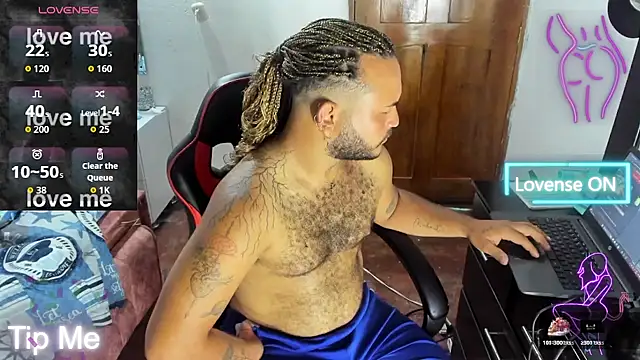 Alex Dancy5 online show from October 2025 07:10:02 PM