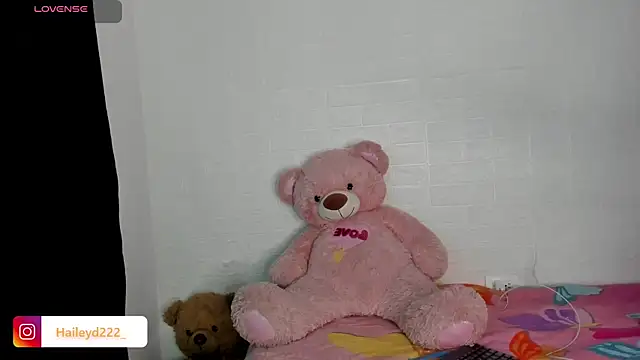 HaileyDuke online show from June 2026 02:25:02 AM