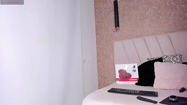 Amaranta carey online show from April 2026 12:55:02 AM