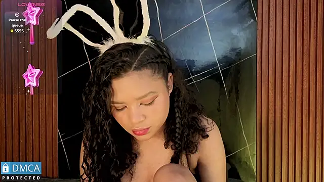 leidy morales  online show from November 2025 10:59:01 AM