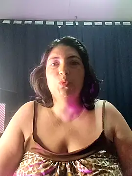 Snapshot of lina_maria99 chatting on October 2025 09:42:01 AM lina maria99 online show from October 2025 09:42:01 AM