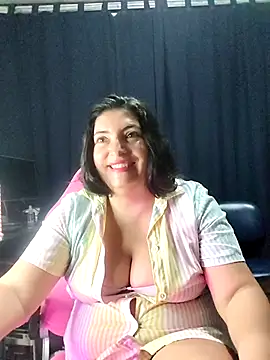 Snapshot of lina_maria99 chatting on October 2025 10:27:02 AM lina maria99 online show from October 2025 10:27:02 AM