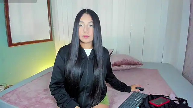 Nahomi key  online show from November 2025 08:08:01 PM