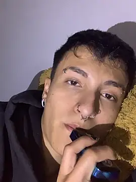 Snapshot of Milan_Bach chatting on March 2026 04:05:02 AM Milan Bach online show from March 2026 04:05:02 AM