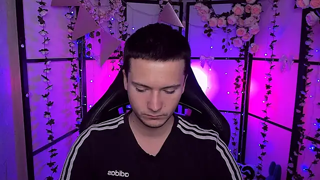 ZackNeal online show from October 2025 07:07:02 AM