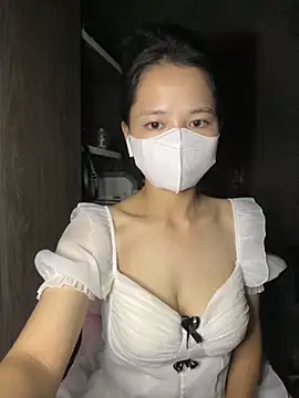 Snapshot of Hana-44 chatting on October 2025 06:29:02 PM Hana-44 online show from October 2025 06:29:02 PM