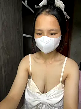 Snapshot of Hana-44 chatting on November 2025 01:48:02 AM Hana-44 online show from November 2025 01:48:02 AM