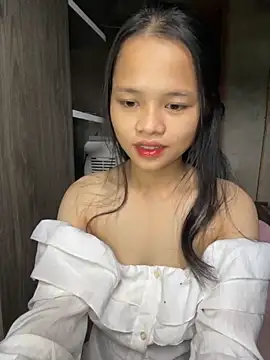 Snapshot of Hana-44 chatting on November 2025 01:04:01 AM Hana-44 online show from November 2025 01:04:01 AM