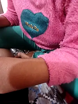 Snapshot of Priyankacam chatting on November 2025 06:44:01 AM Priyankacam online show from November 2025 06:44:01 AM