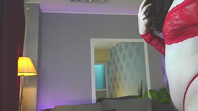 PeachyPixiee online show from May 2026 06:31:02 AM