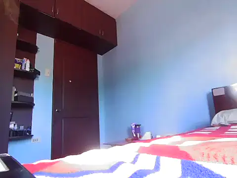 Snapshot of Yummiiieee28 chatting on October 2025 07:16:01 AM Yummiiieee28 online show from October 2025 07:16:01 AM