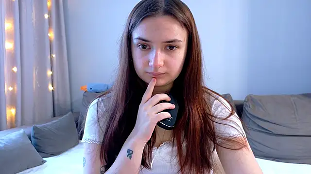 Lelia Vibe online show from November 2025 09:52:01 AM