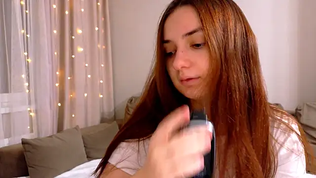 Lelia Vibe online show from November 2025 02:17:01 PM