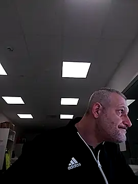 Hisnimin online show from February 2026 12:03:01 AM