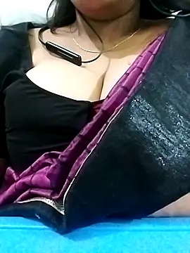 Snapshot of Dimplegirl chatting on October 2025 04:41:01 PM Dimplegirl online show from October 2025 04:41:01 PM