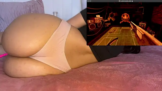 Snapshot of lau_laulu chatting on October 2025 09:59:02 PM lau laulu online show from October 2025 09:59:02 PM