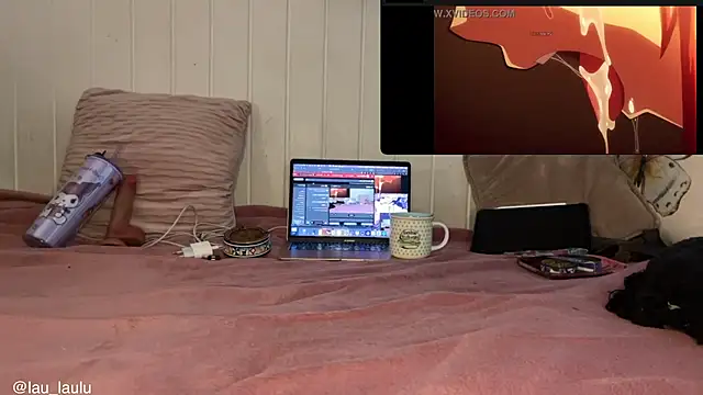 Snapshot of lau_laulu chatting on November 2025 05:29:02 AM lau laulu online show from November 2025 05:29:02 AM