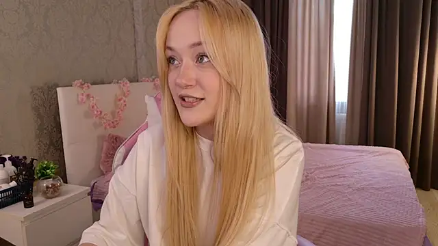 HeyMonkey  online show from December 2025 12:36:02 PM