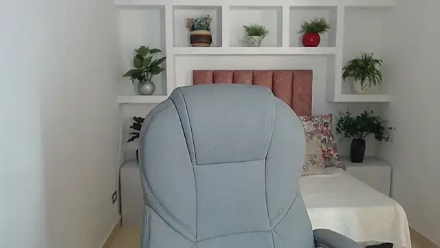 Snapshot of SarayVega_ chatting on November 2025 07:24:02 PM SarayVega online show from November 2025 07:24:02 PM