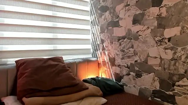 ZYZZ1312 online show from February 2026 07:18:01 PM