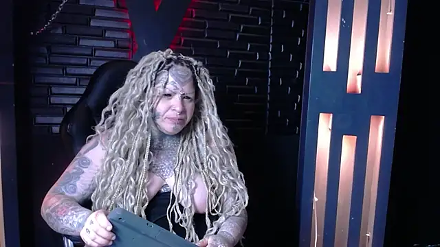 Venus Rock online show from April 2026 12:32:01 PM