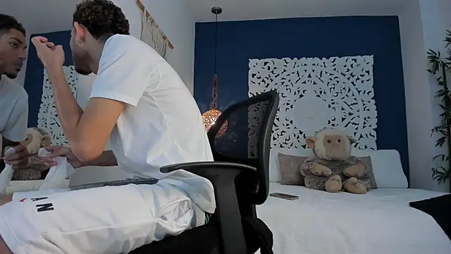 Snapshot of Adonis_WB chatting on November 2025 08:42:02 PM Adonis WB online show from November 2025 08:42:02 PM