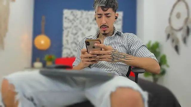 Donovan Desmond online show from September 2025 10:43:02 PM