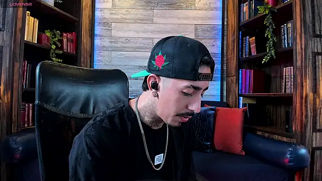 Donovan Desmond online show from March 2026 07:52:01 PM